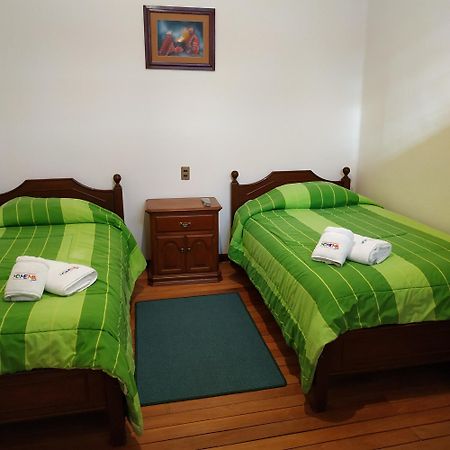 Momema Inn La Paz Buitenkant foto