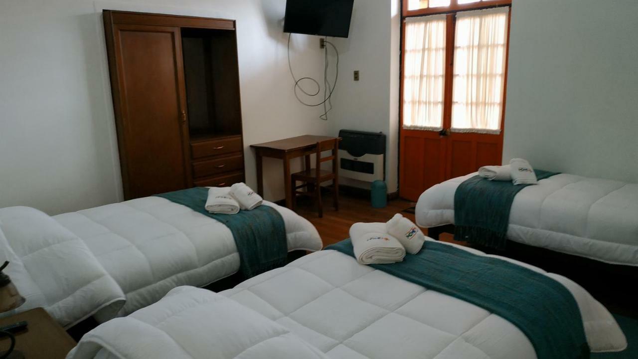 Momema Inn La Paz Buitenkant foto