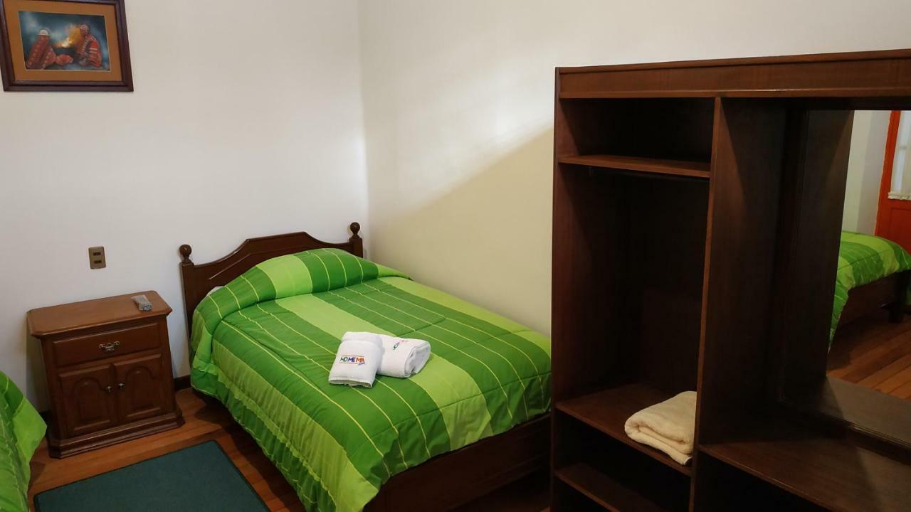 Momema Inn La Paz Buitenkant foto